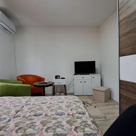 Nyaraló Raj Gornja Toplica